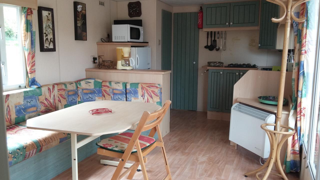拉维欧特里营地酒店 La Boissiere  外观 照片